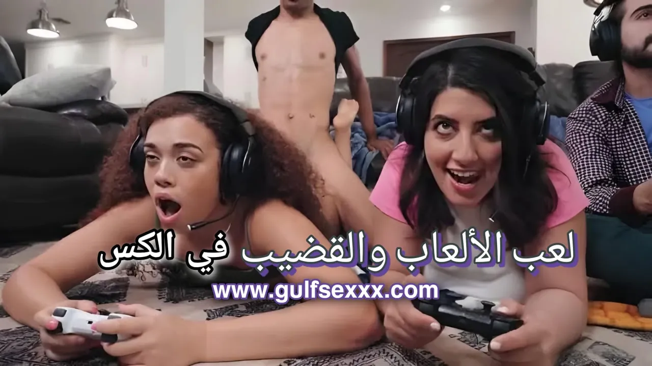 لعب الألعاب والقضيب في الكس